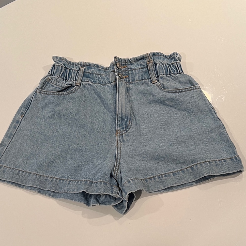 Forever 21 Ruffled Waist Blue Jean Shorts